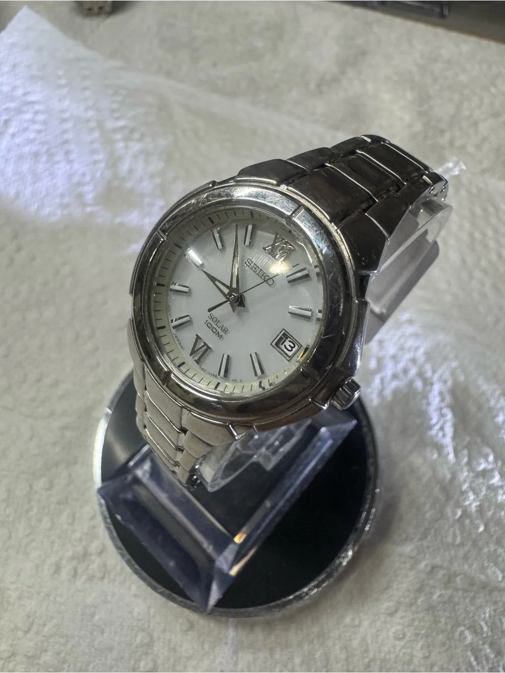 Seiko wristwatch clear